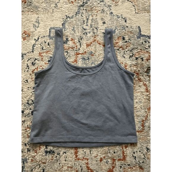 Vuori Halo Essential Tank - Picture 2 of 3